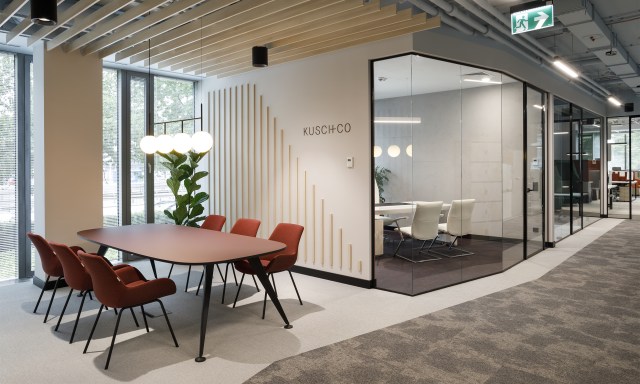 3.warsaw-showroom-104-5272_2500x1500