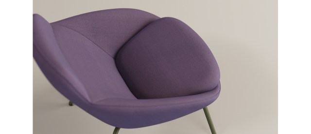 CITY LOUNGE CHAIR